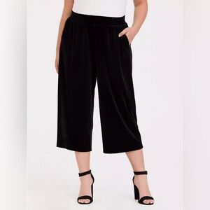Torrid Black Velvet Culotte Pants Cropped Pants